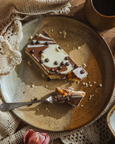 Millionaire Shortbread Cake Bar