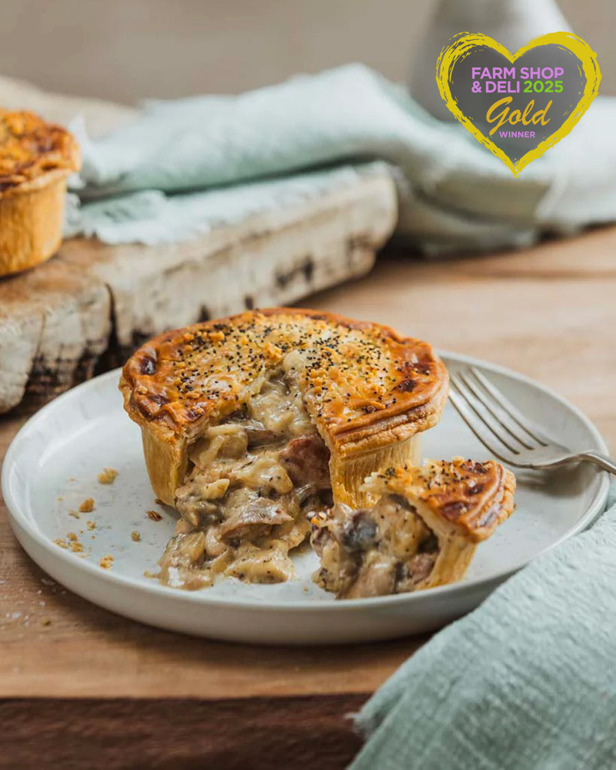 Chicken, Bacon & Mushroom Pie